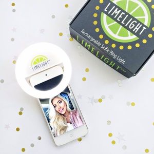 HOLIDAY GIFT. LIMELIGHT SELFIE RING LIGHT!