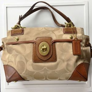 Coach Hamptons Peyton carryall
