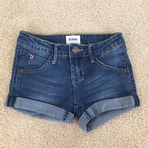Hudson girls jean shorts size 7, like new