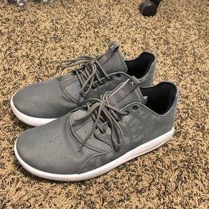 Jordan eclipse size 10