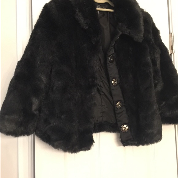 Faux fur black coat - Picture 3 of 5