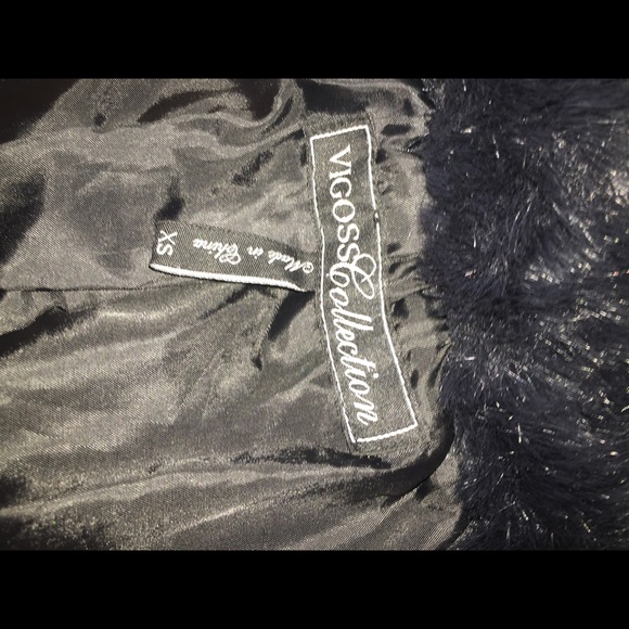 Faux fur black coat - Picture 4 of 5