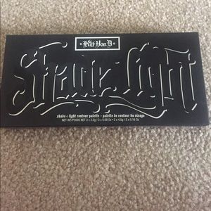 Kat Von D shade and light palette