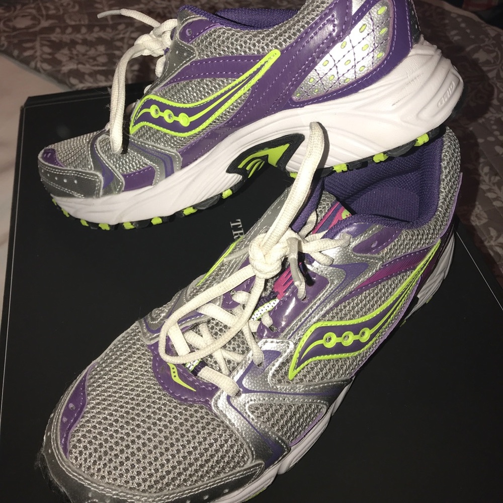 Saucony Oasis 2 women’s size 11