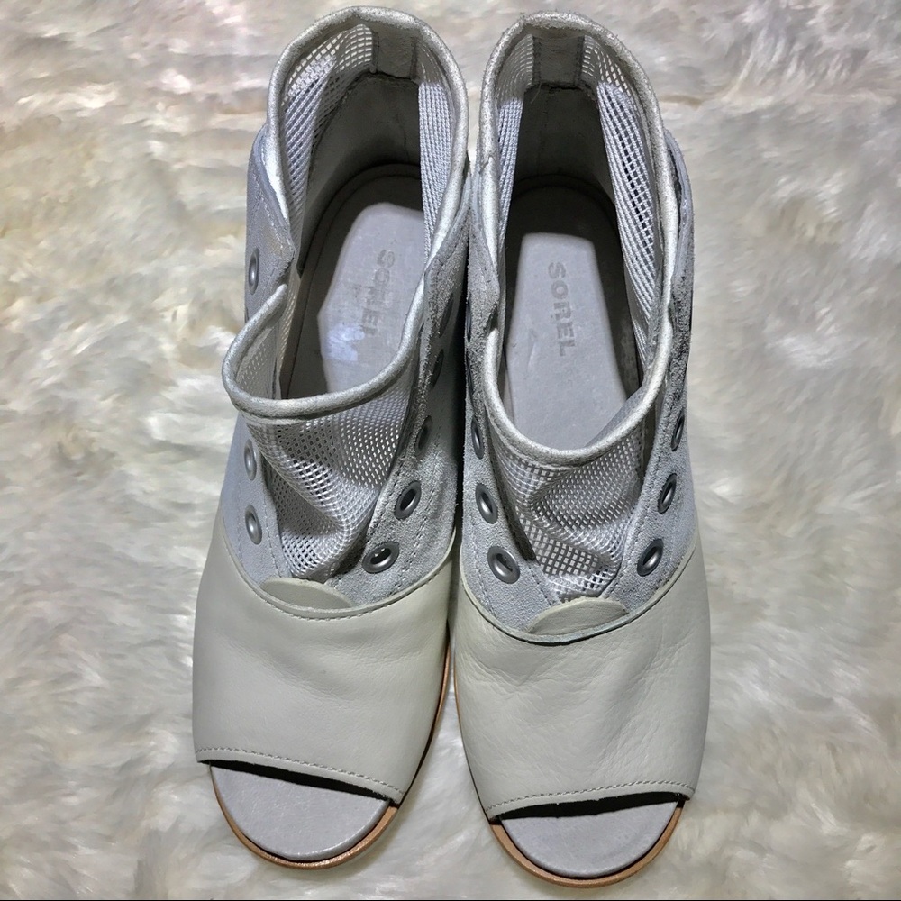 Sorel Joanie Mesh Wedge Bootie White - Picture 2 of 8