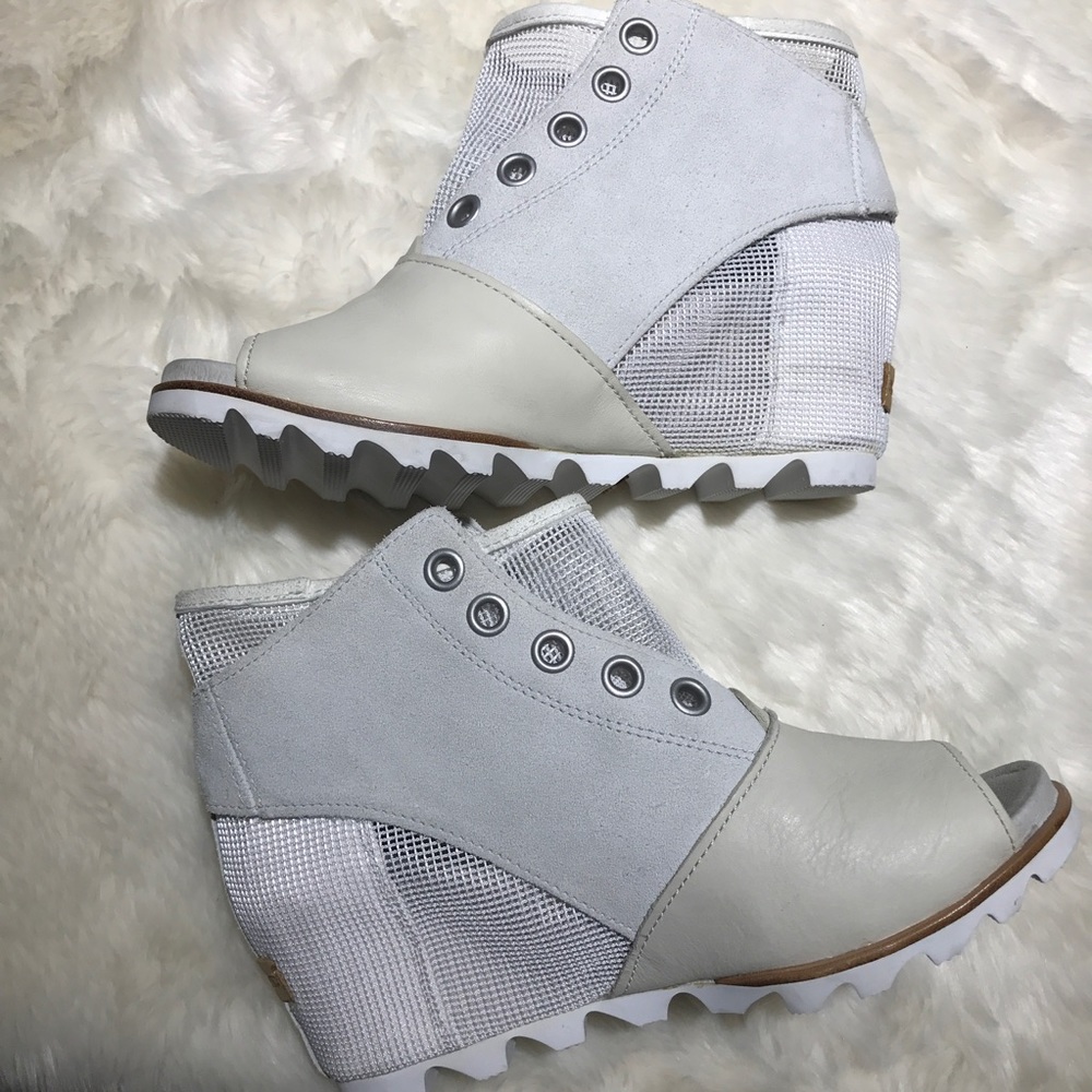 Sorel Joanie Mesh Wedge Bootie White - Picture 4 of 8