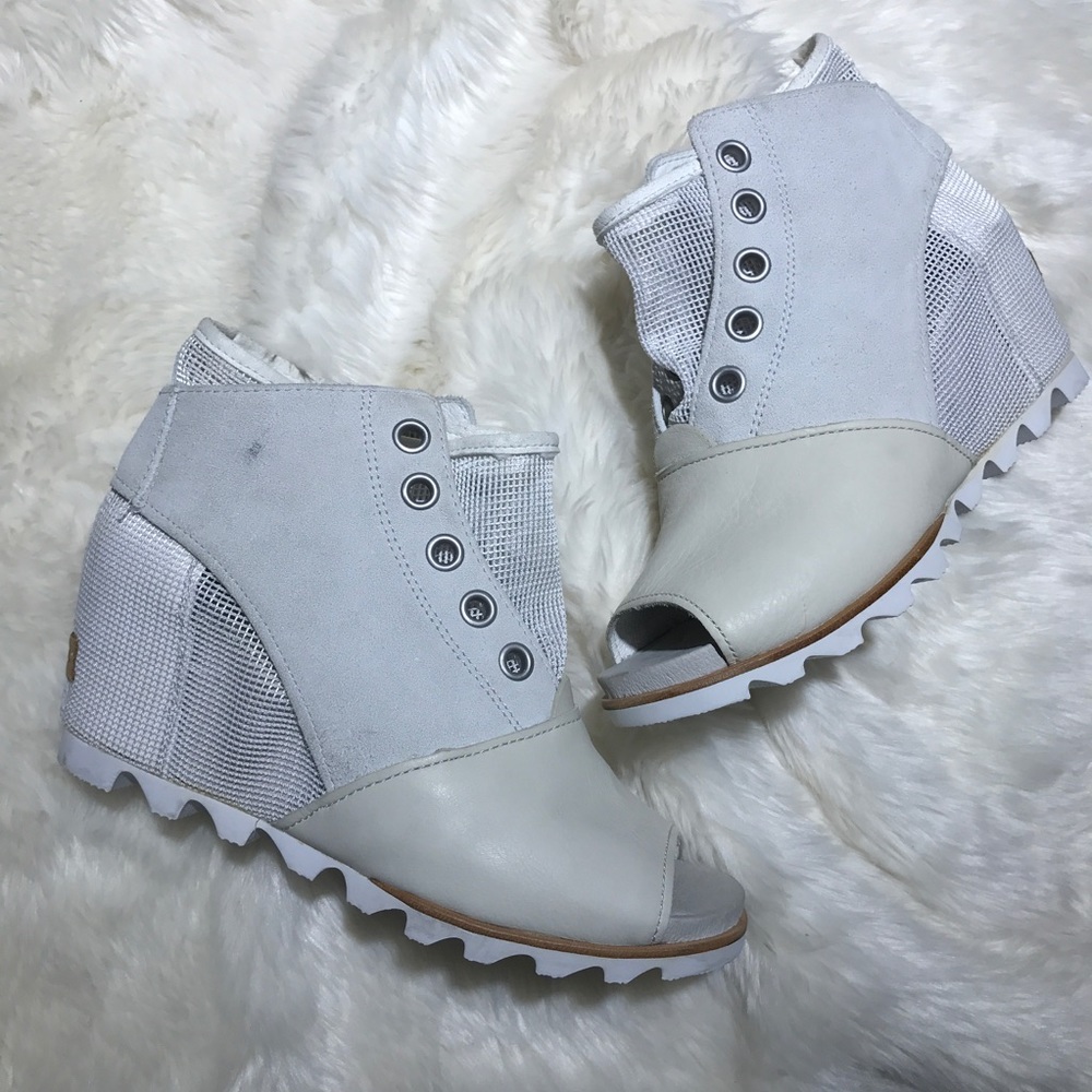 Sorel Joanie Mesh Wedge Bootie White - Picture 5 of 8