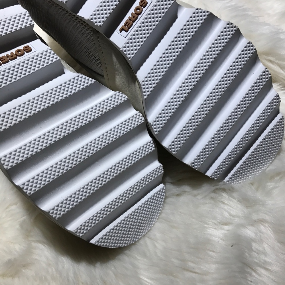 Sorel Joanie Mesh Wedge Bootie White - Picture 8 of 8