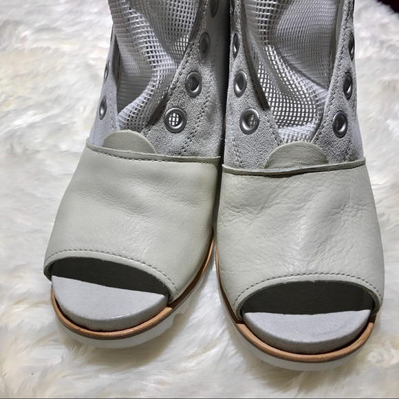 Sorel Joanie Mesh Wedge Bootie White - Picture 3 of 8