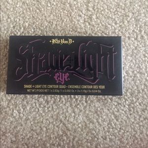 Kat Von D shade and light eye