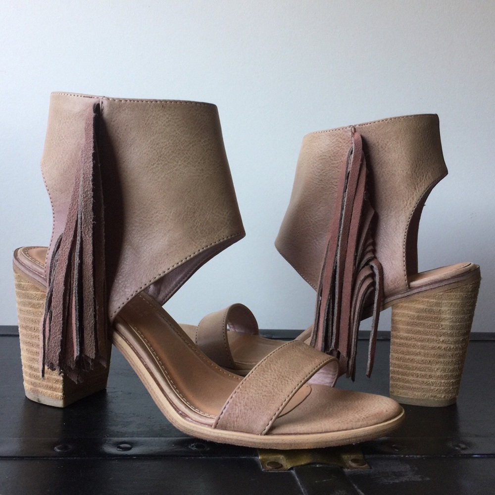 Very Volatile Los Angeles bohemian heels