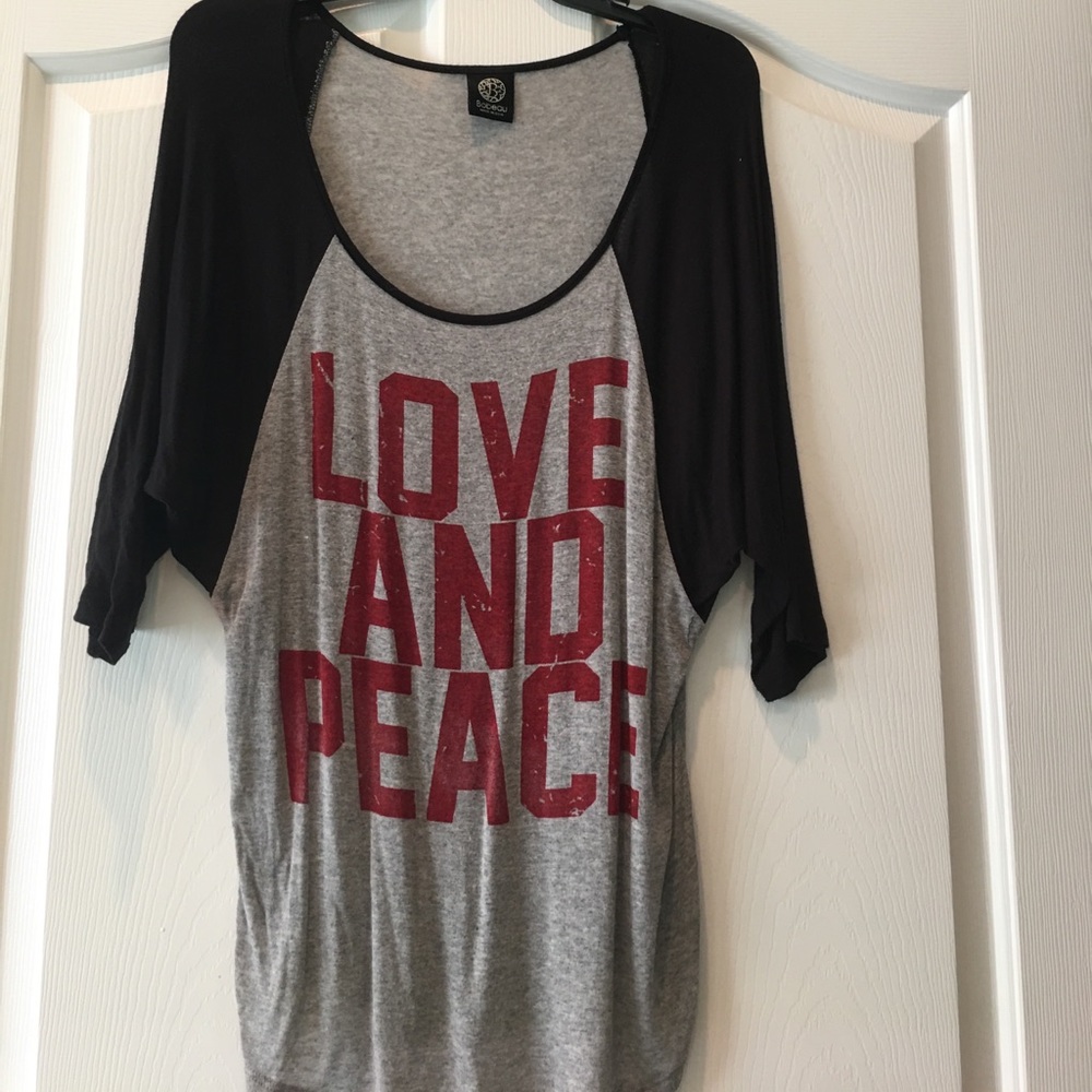 Baseball style tee