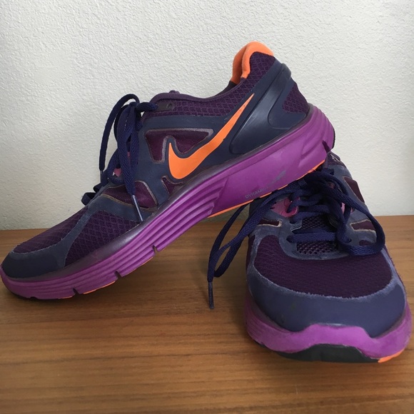 Nike Shoes - USED NIKE LUNAGLIDE 3