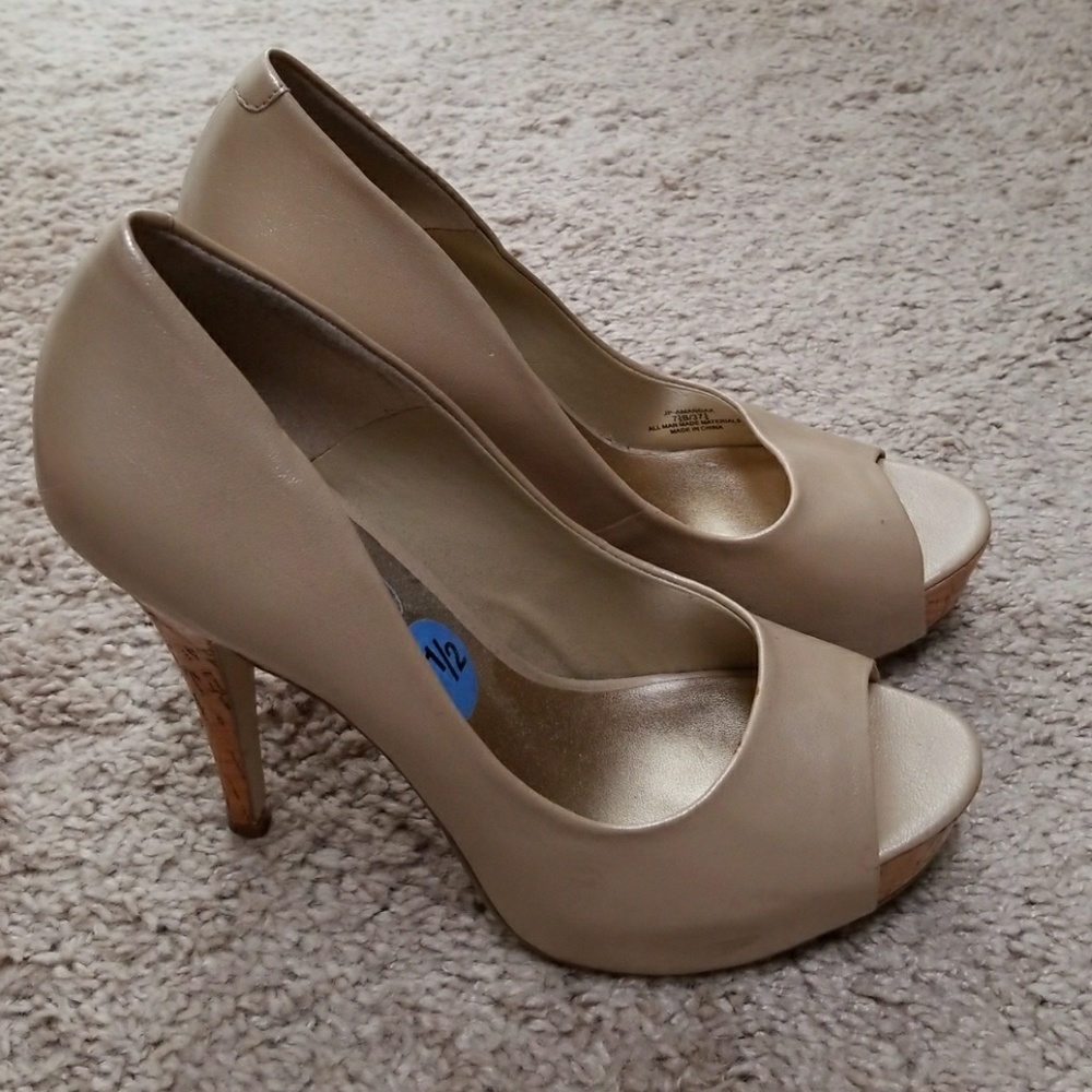 Platform pumps