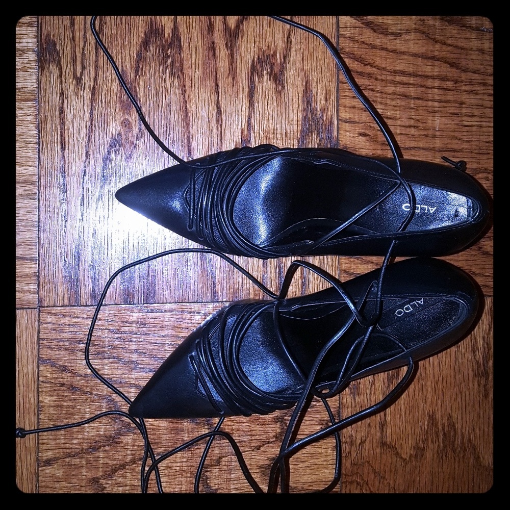 🎈🆕️ALDO Lace-Up Leather Pumps🎉