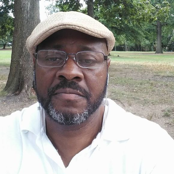 Meet your Posher, Ronald - Picture 1 of 1