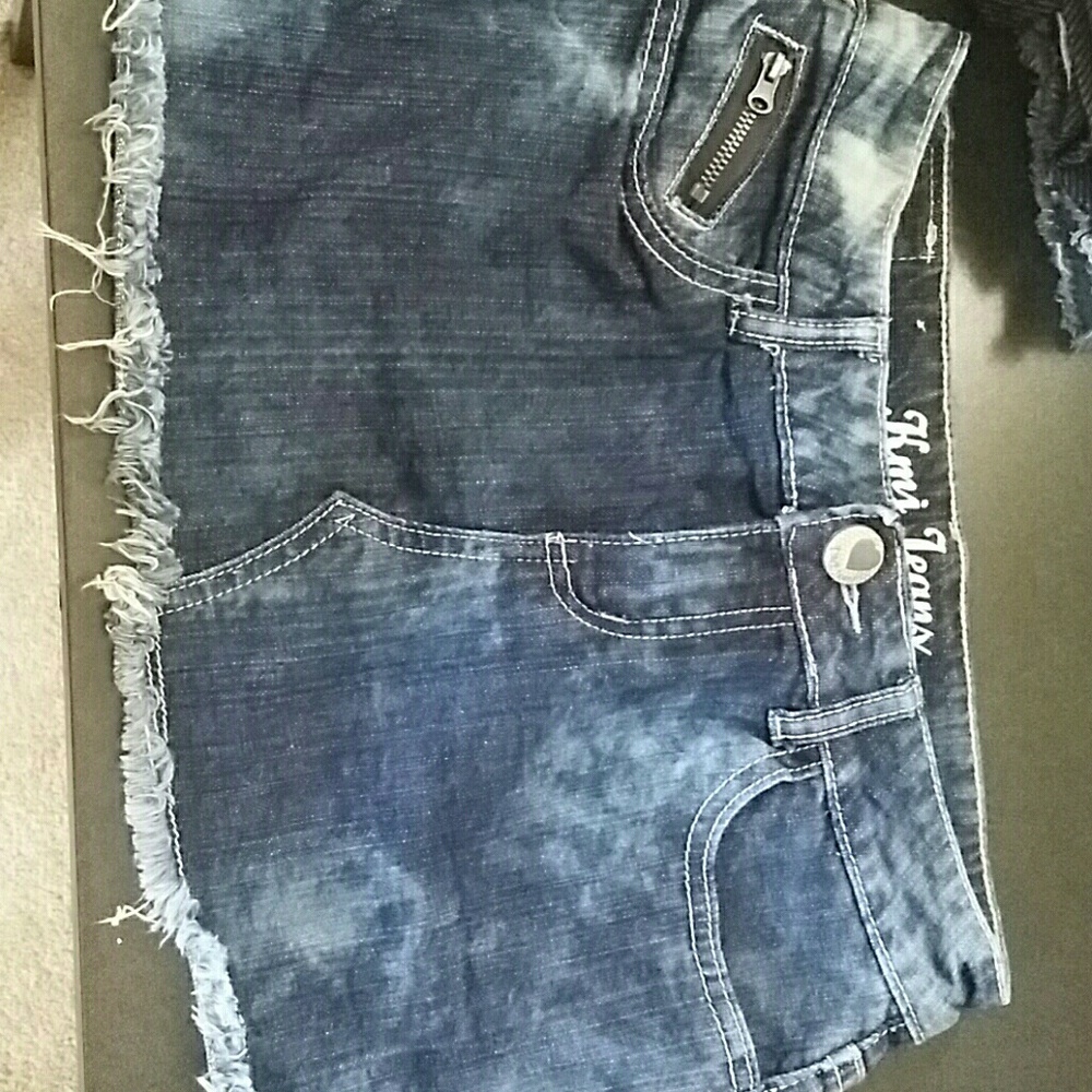 Jean skirt w/ cute pockets
