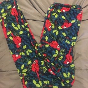 Brand New Lularoe Holiday Leggings Red Birds