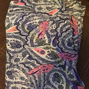 Lularoe Tall and Curvy Leggings