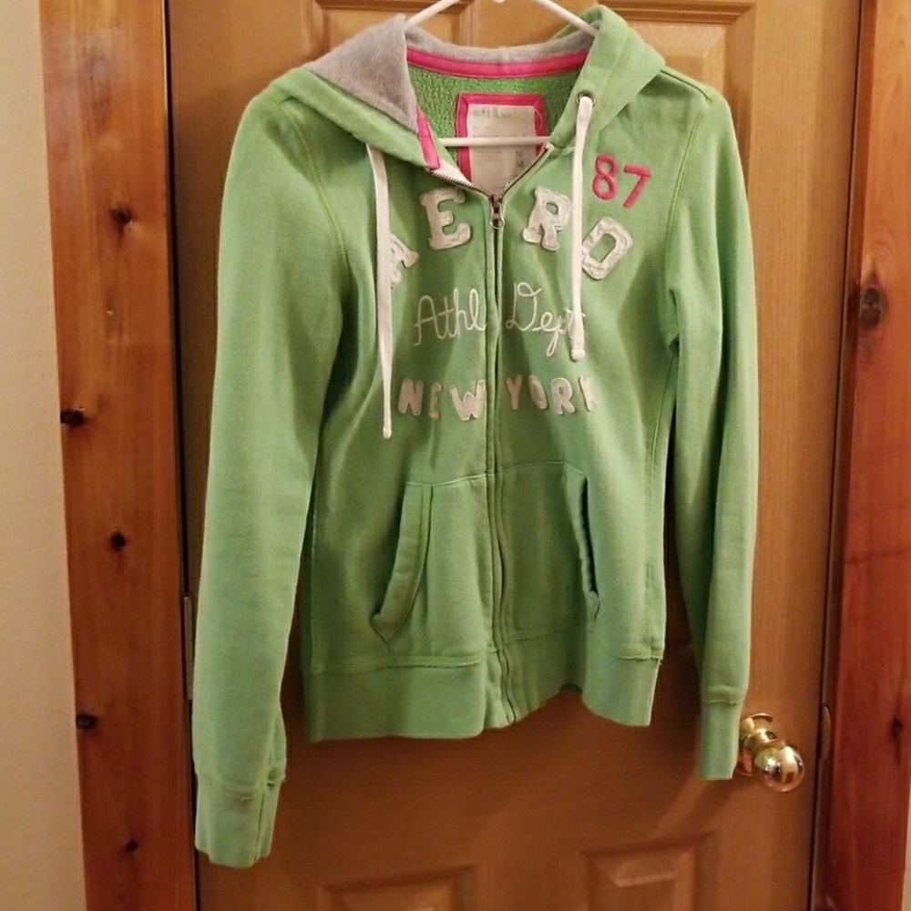 Aeropostale green sweatshirt
