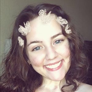 Meet your Posher, Mady