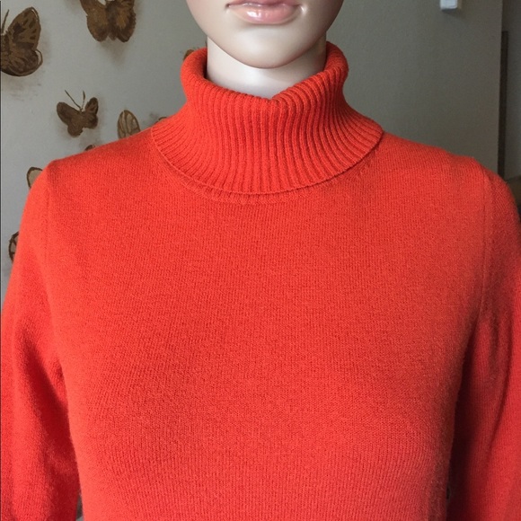 Banana republic Italian wool turtleneck sweater - Picture 2 of 8