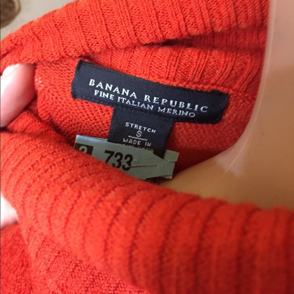 Banana republic Italian wool turtleneck sweater - Picture 4 of 8