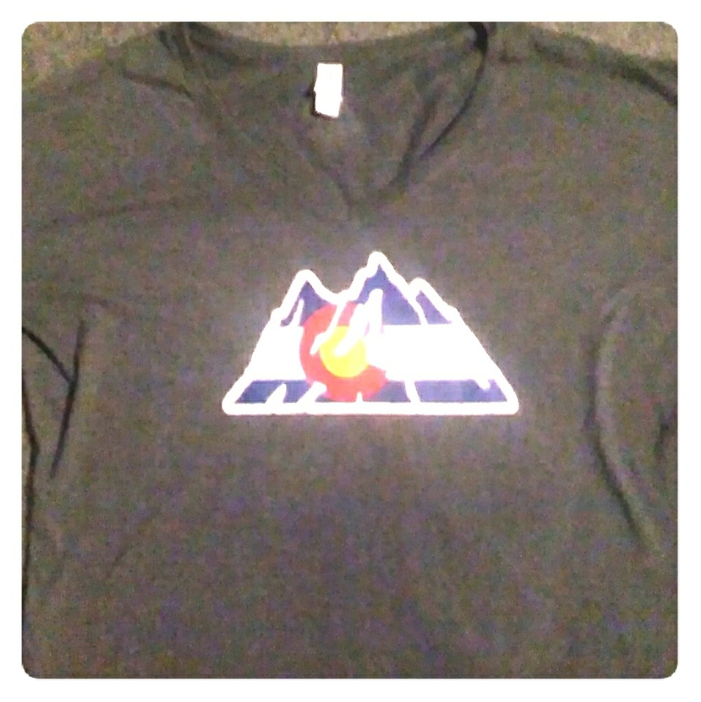 comfy, grey Colorado T Shirt