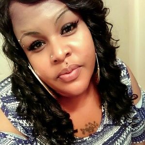 Meet your Posher, Nekia