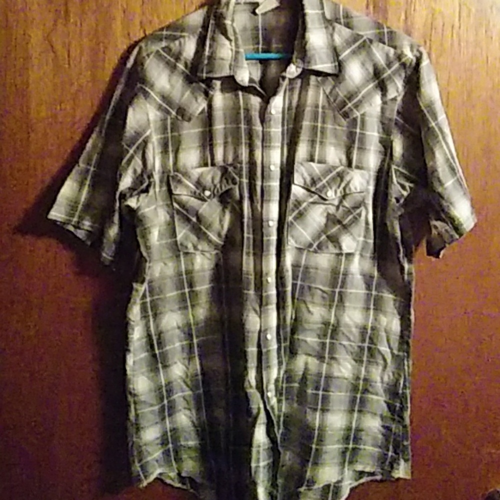 Snap button up dress shirt