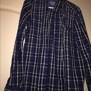 Gap button up long sleeve shirt.