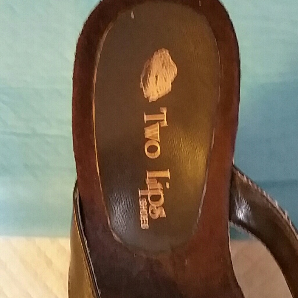Two Lips shoes - Picture 4 of 5