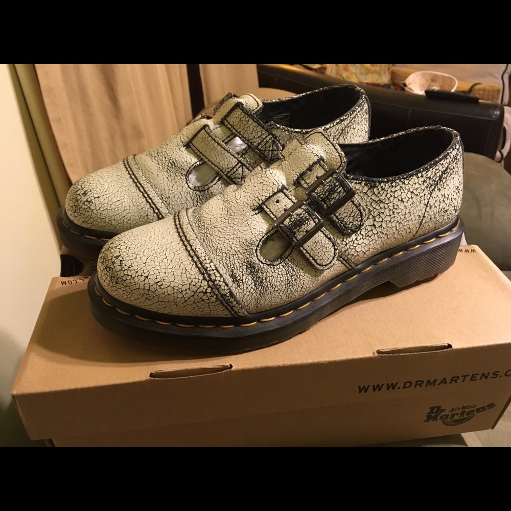 DR MARTENS DOCS UK7