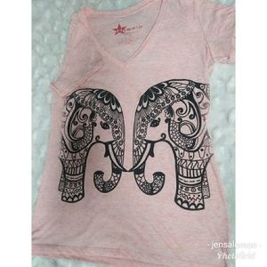 Pink elephant design t-shirt