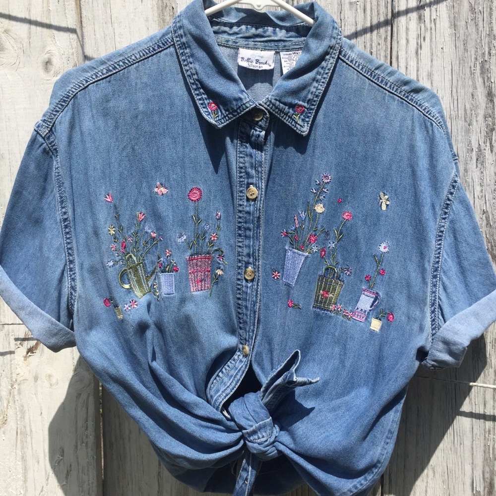90's floral embroidered denim top