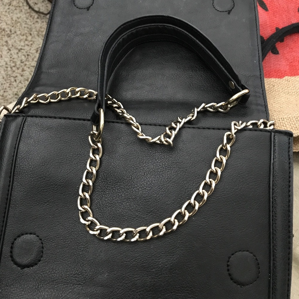 Black BCBG chain purse - Picture 5 of 5