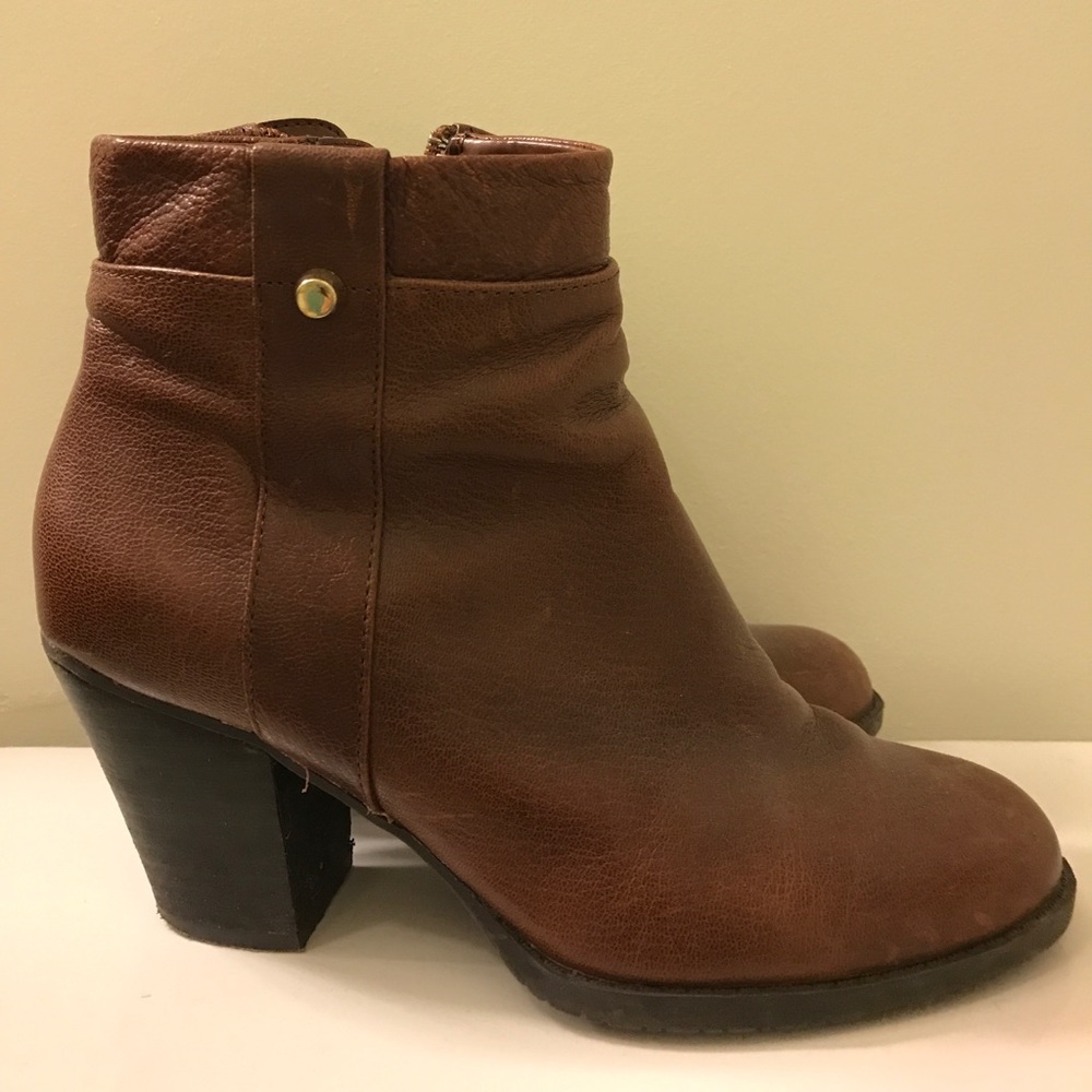 Bandolino Brown Leather Booties
