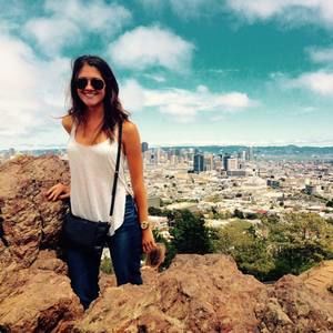 Meet your Posher, Laura