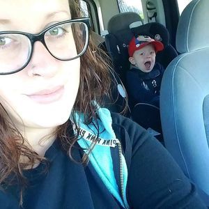 Meet your Posher, Amber