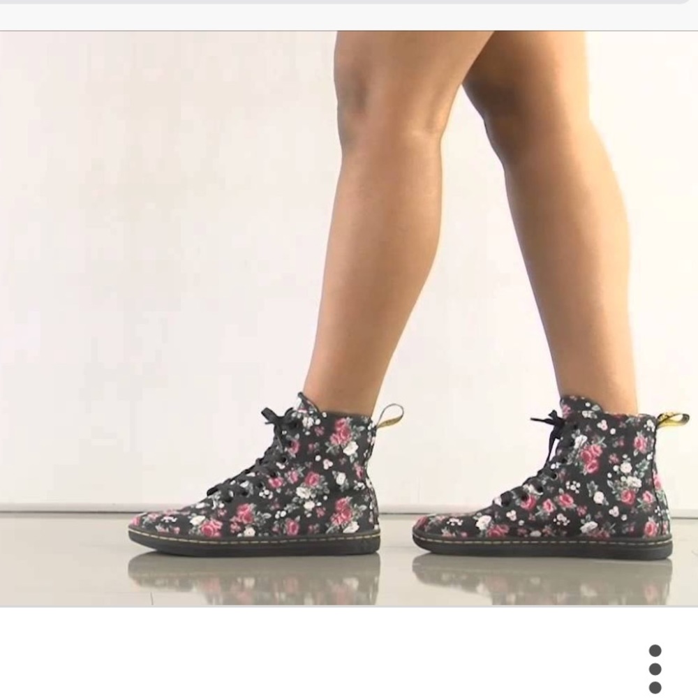 Dr. Martens Hackney Floral Canvas Boots