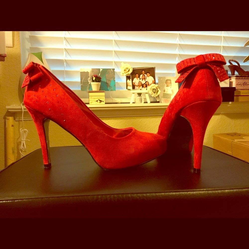 Available in red and black