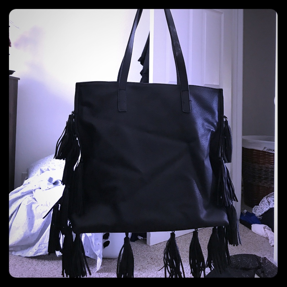 Tassel tote bag