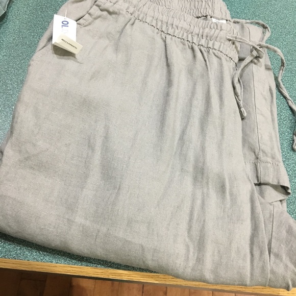 Nike running sneaker size 6? - Picture 5 of 8