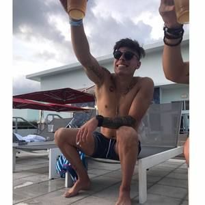 Meet your Posher, Mauro