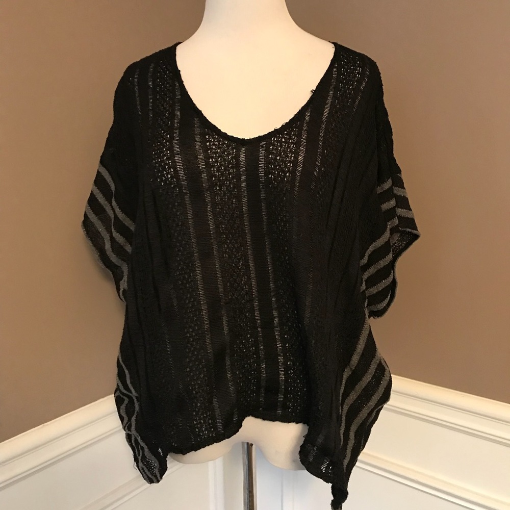 Anthropologie sanctuary s Black w/ gray stripe top