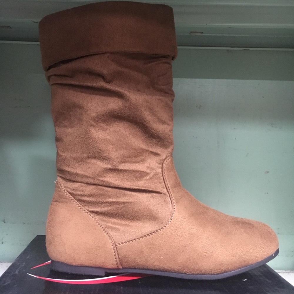 Camel  boots
