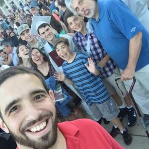 Meet your Posher, Stefan