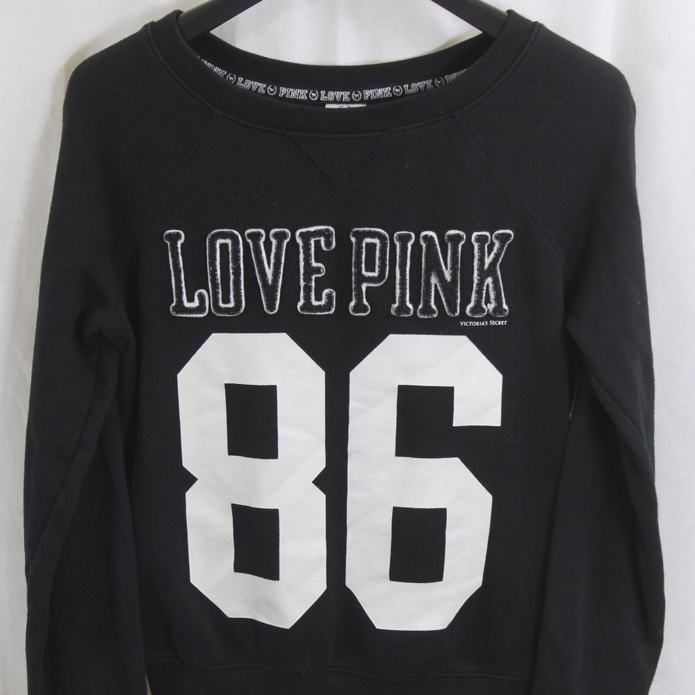 VS PINK BLACK LOVE PINK SWEATSHIRT XS