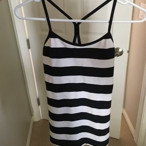 Lululemon Y back top