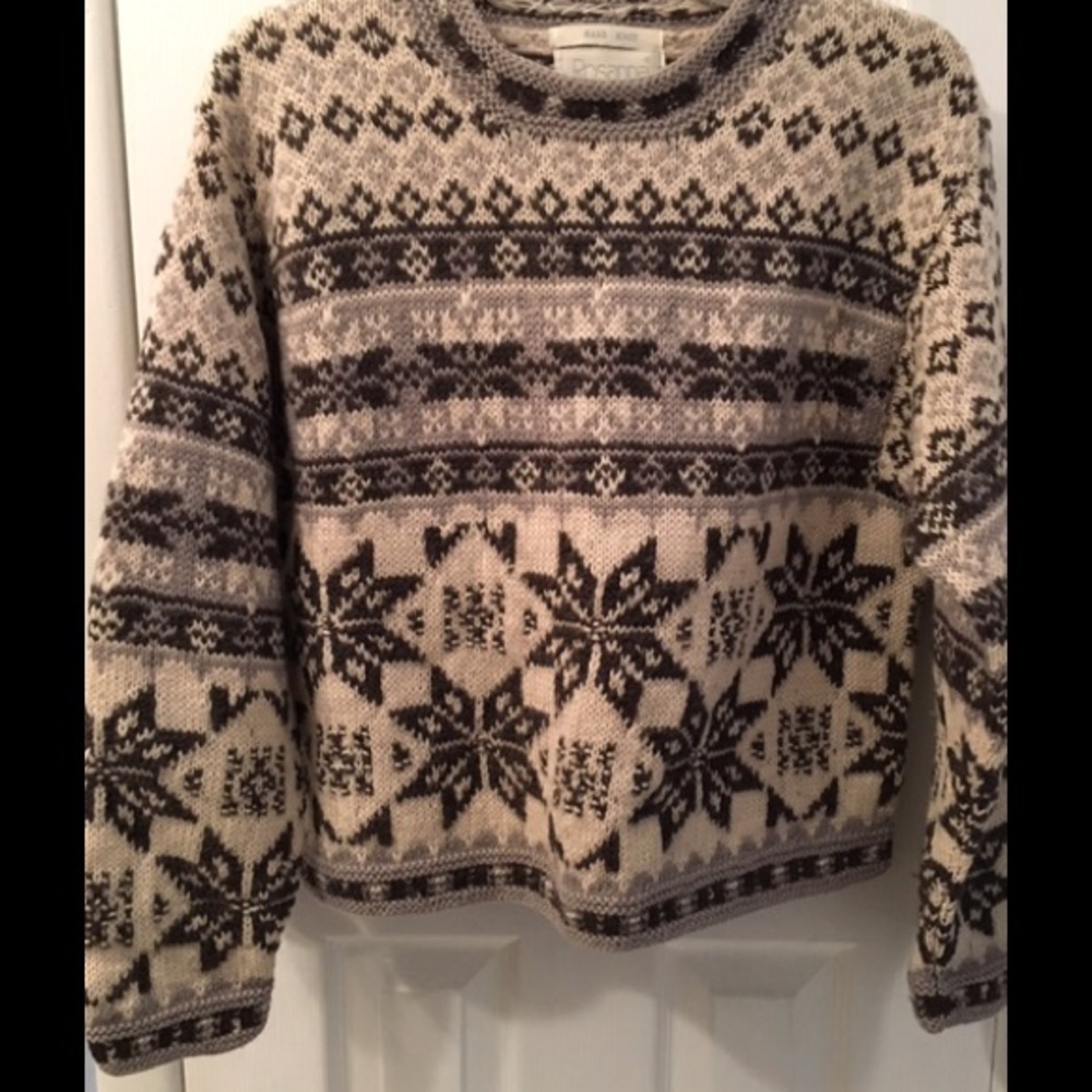 Hand knit Wool Sweater